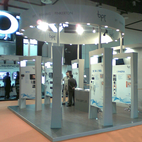 exhibition stand dubai